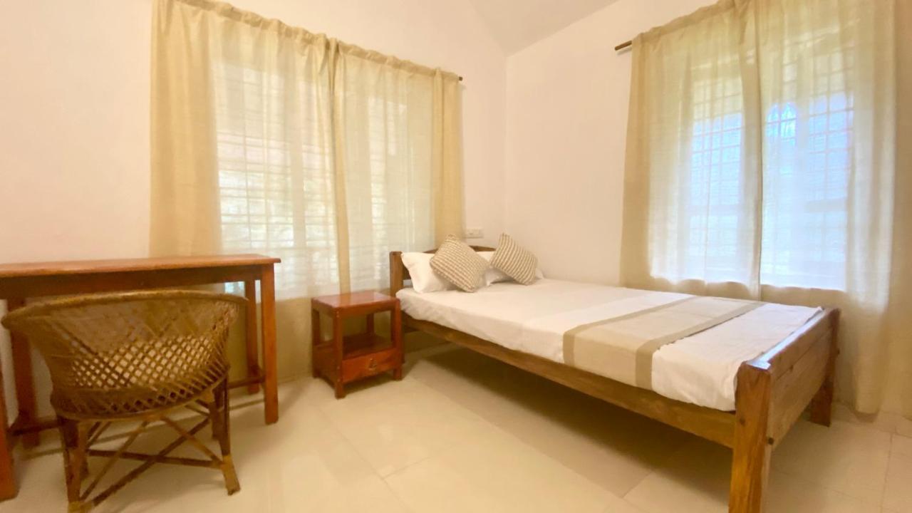 Hotel Tattwamasi Ayuryoga With Breakfast And Yoga Varkala Esterno foto