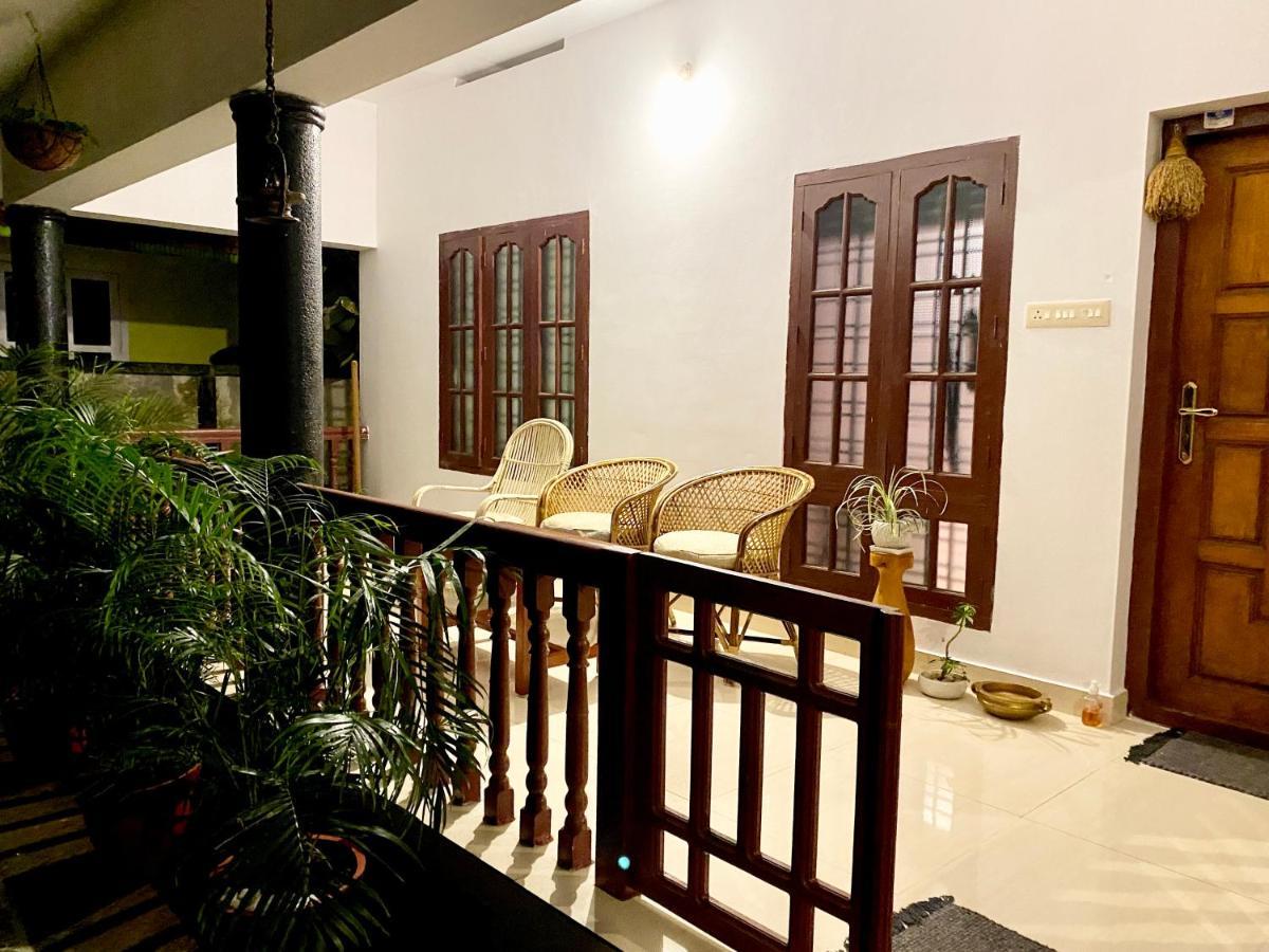 Hotel Tattwamasi Ayuryoga With Breakfast And Yoga Varkala Esterno foto